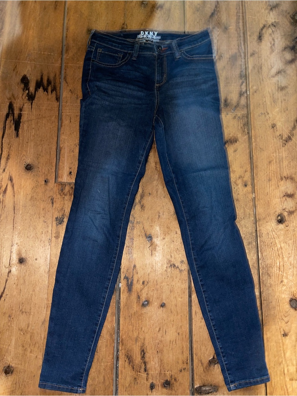 DKNY Women's Deep Indigo Skinny Jeans